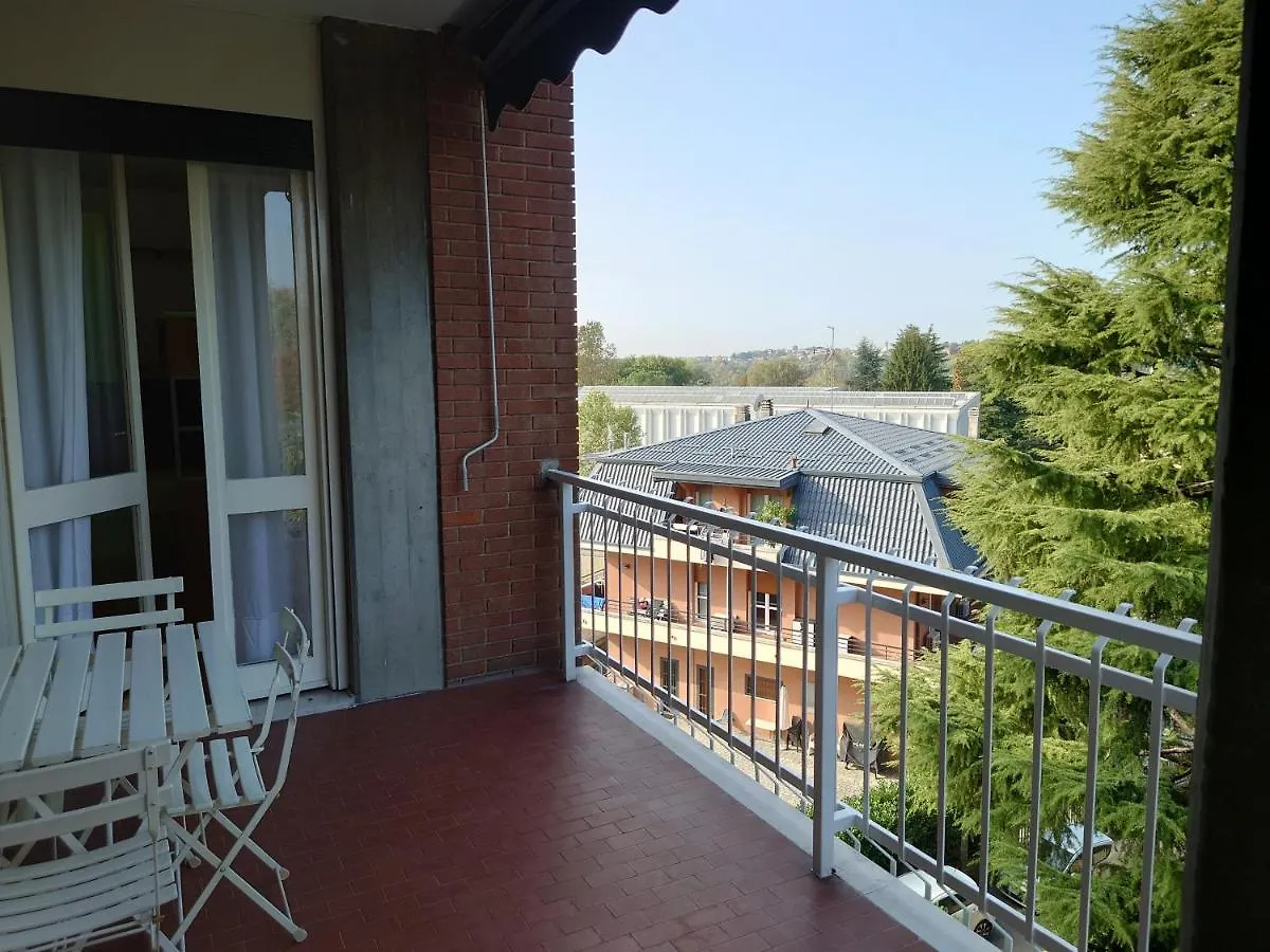Apartmán Luminoso Appartamento Con Balcone Veduggio con Colzano