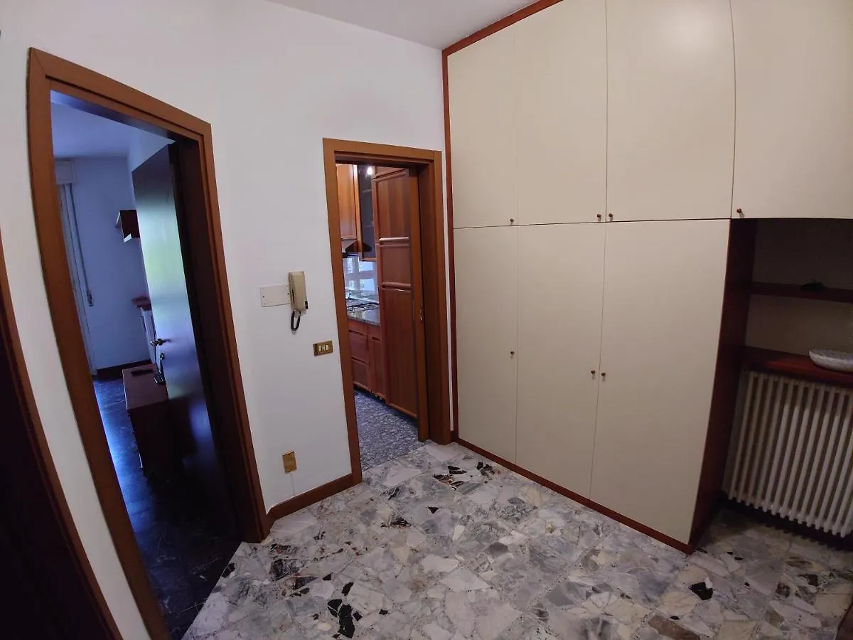 Apartmán Luminoso Appartamento Con Balcone Veduggio con Colzano Itálie